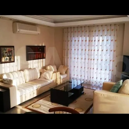 Apartment Sokak